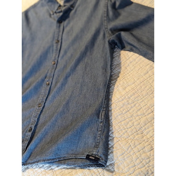 IZOD Men's Saltwater Wash Long Sleeve Button Down Shirt Size Medium Blue - Picture 9 of 13